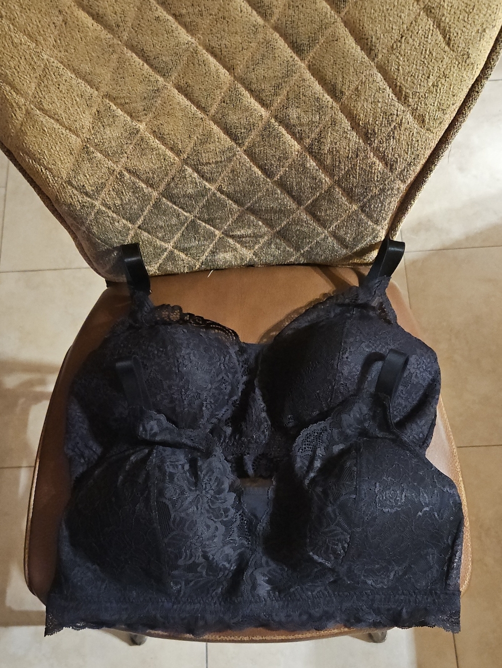 Lot Of 2 Bali Beautifully You Lace Desire Wireless T-Shirt Bras Full Coverage